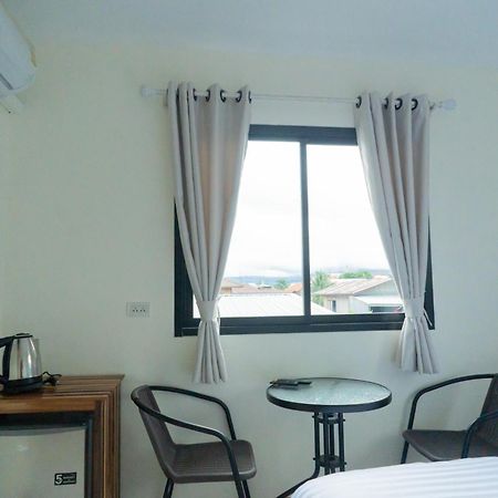 Chotika Hotel โรงแรมโชติกา ณ เชียงคาน Exterior photo