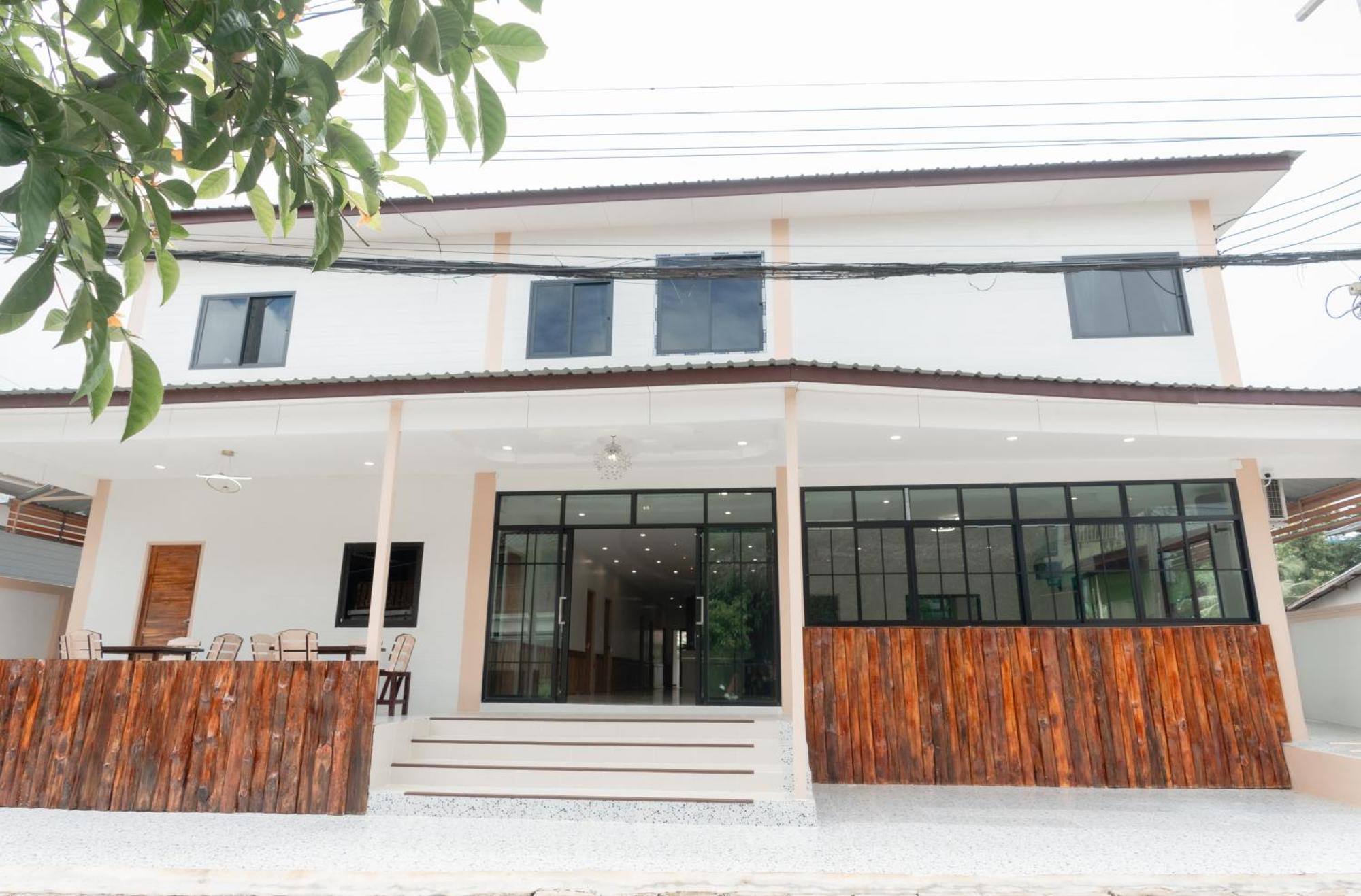 Chotika Hotel โรงแรมโชติกา ณ เชียงคาน Exterior photo